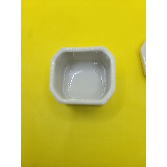 Vintage Takahashi San Francisco Porcelain Trinket Box yellow Floral   1 " - Picture 7 of 7